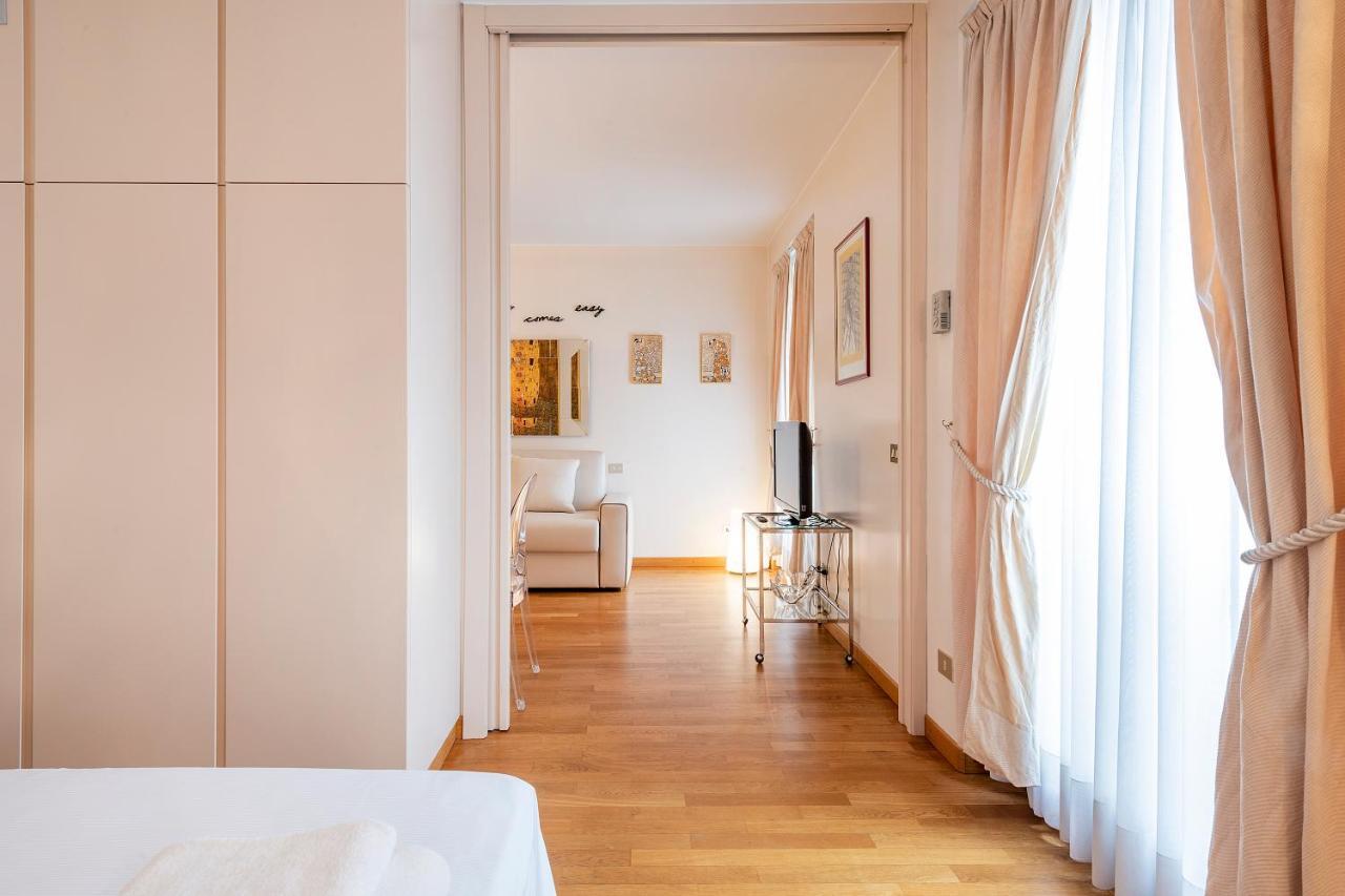 Milan Royal Suites - Centro Duomo Extérieur photo