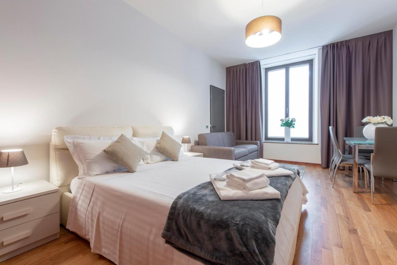 Milan Royal Suites - Centro Duomo Extérieur photo