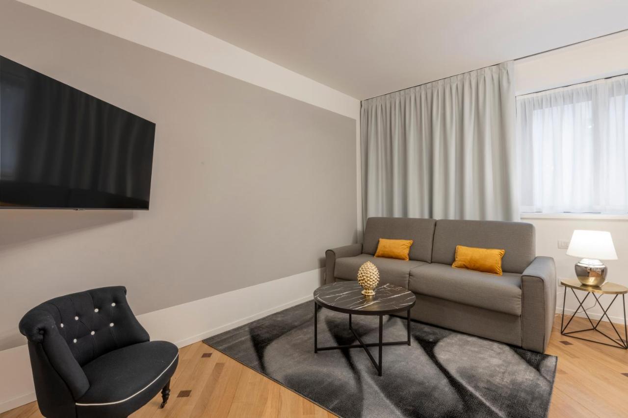Milan Royal Suites - Centro Duomo Extérieur photo