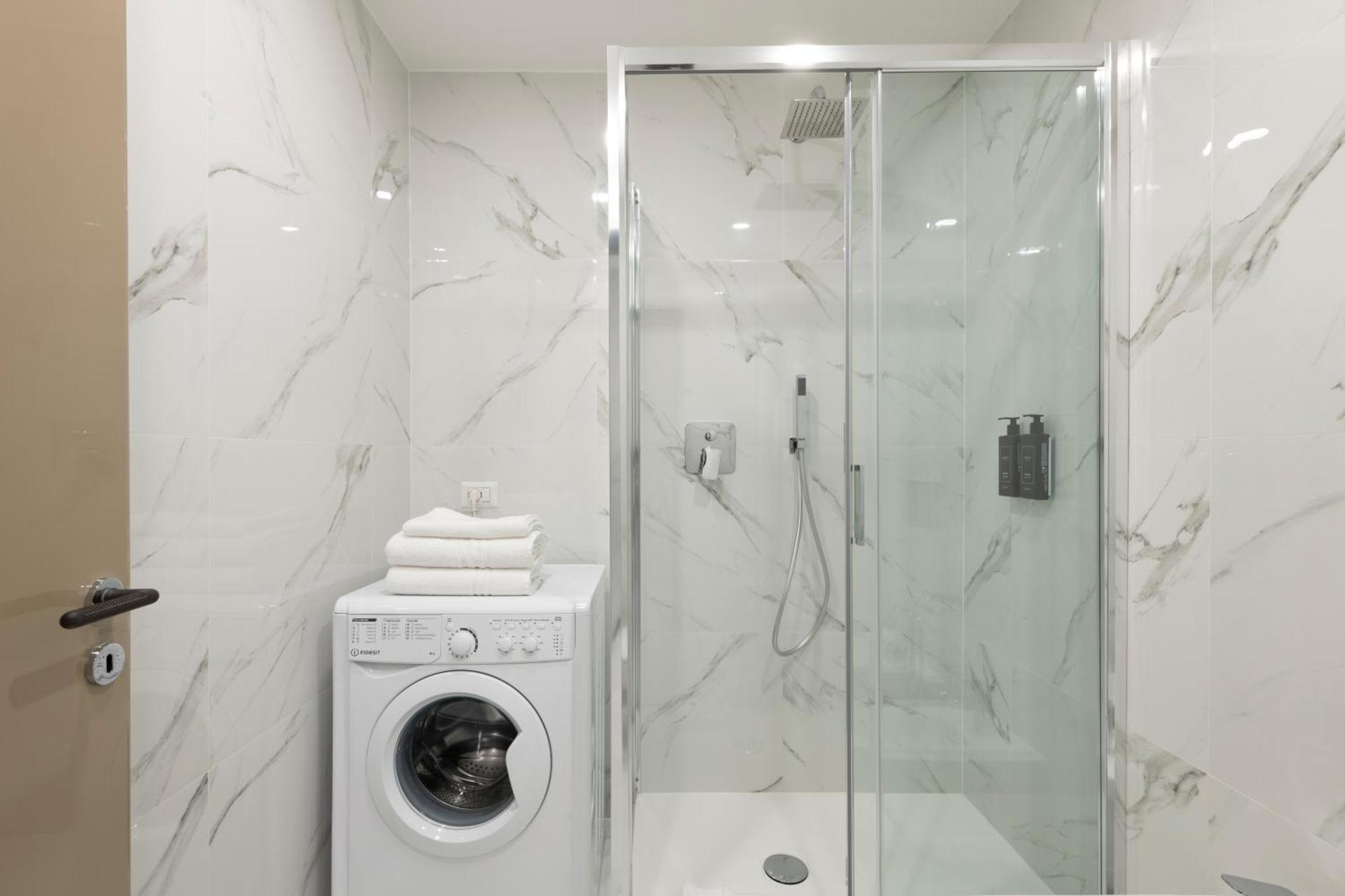 Milan Royal Suites - Centro Duomo Extérieur photo