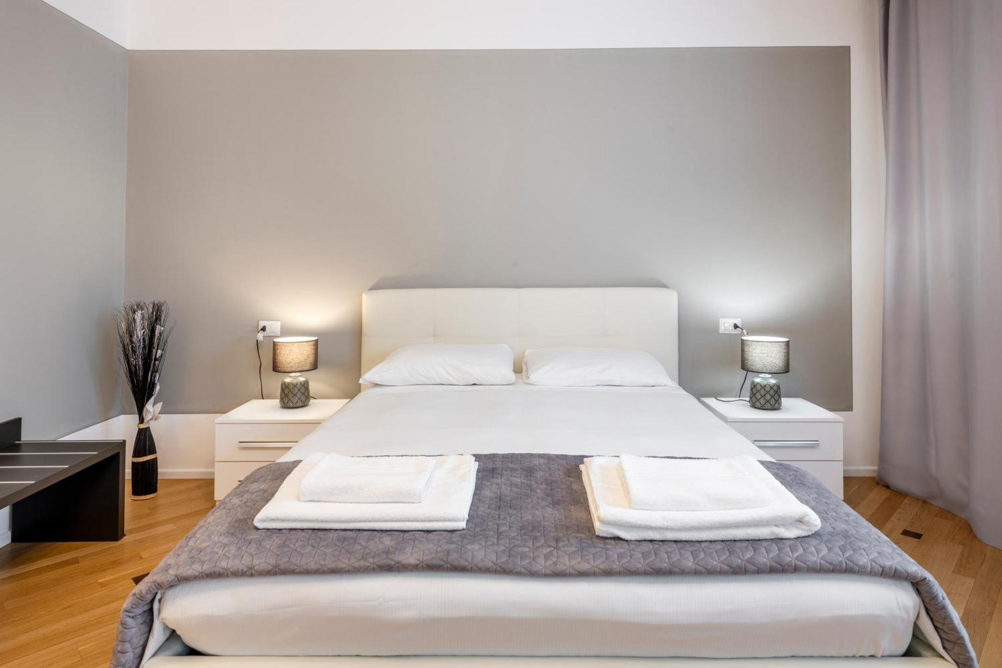 Milan Royal Suites - Centro Duomo Extérieur photo