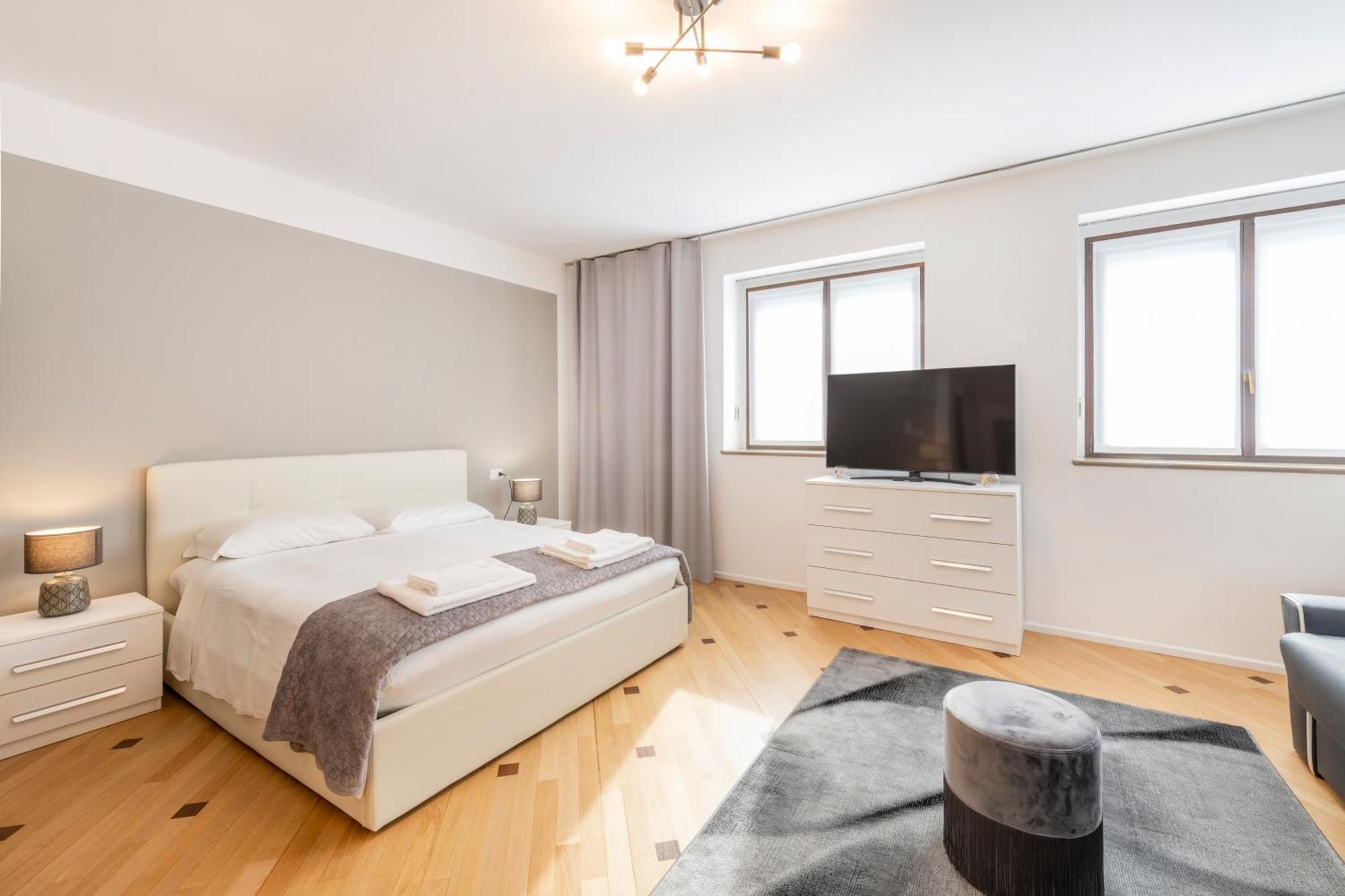 Milan Royal Suites - Centro Duomo Extérieur photo