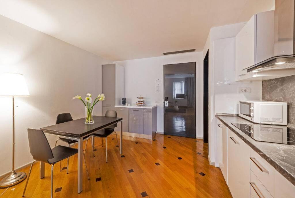 Milan Royal Suites - Centro Duomo Extérieur photo